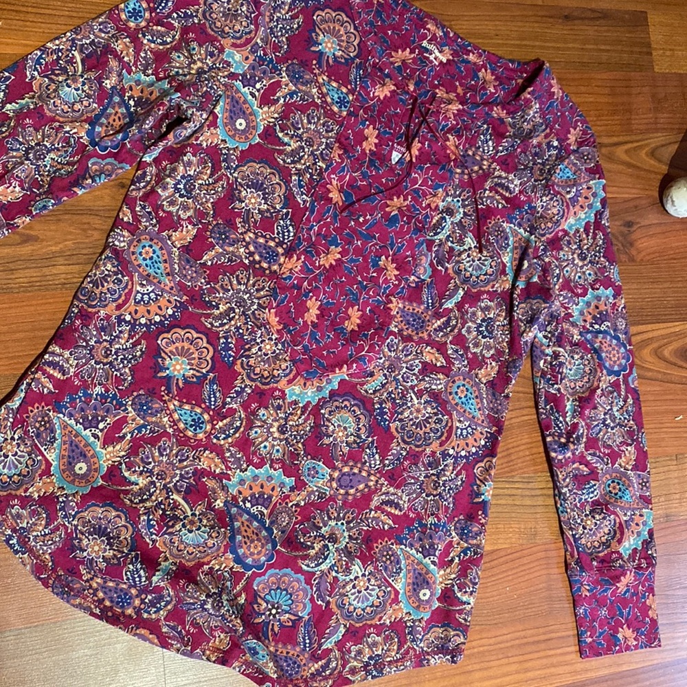 Long sleeve shirt